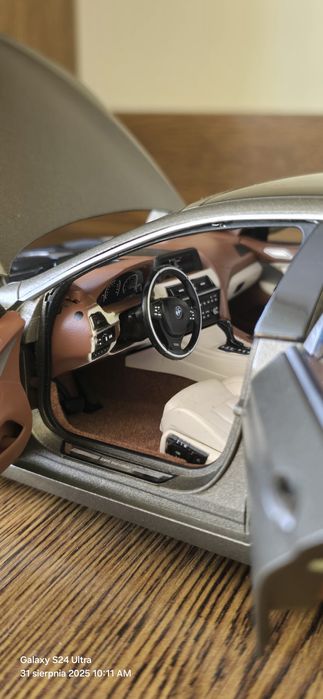 Bmw 650i F06 Grand Coupe 1:18 firmy Paragon Full Open