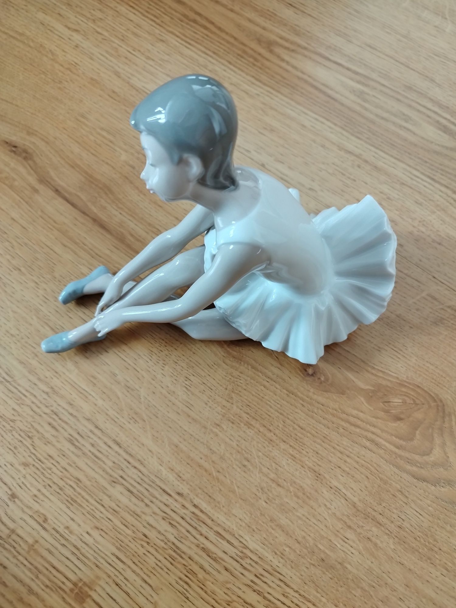 Baletnica lladro/nao