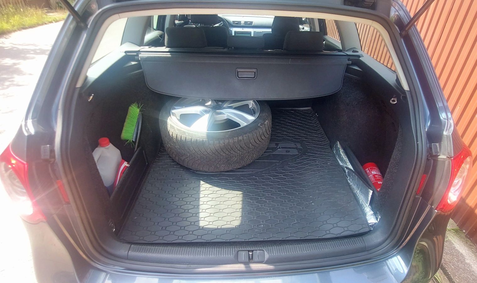 Sprzedam VW Passat 2010 rok 1.6 TDI Common Rail. Klimatronik.