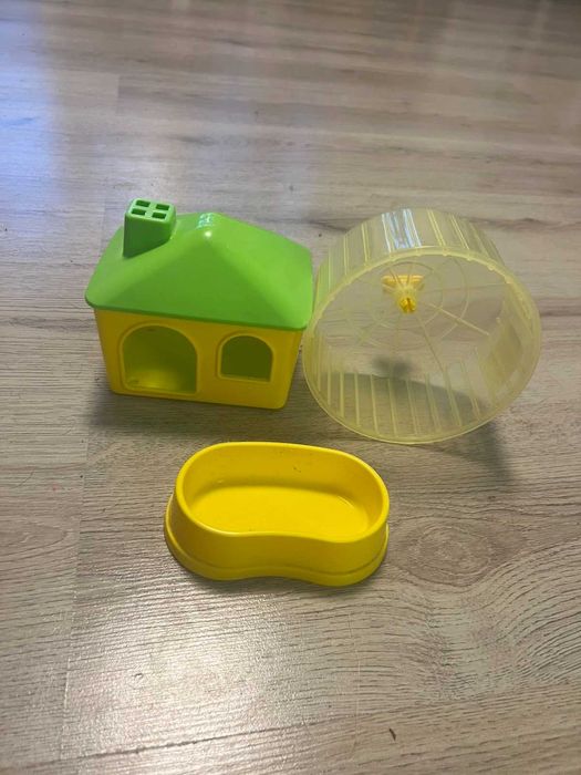 продам большую  клетку 29,5х22,5х33,5 для хомяка б/у на Тополь-2