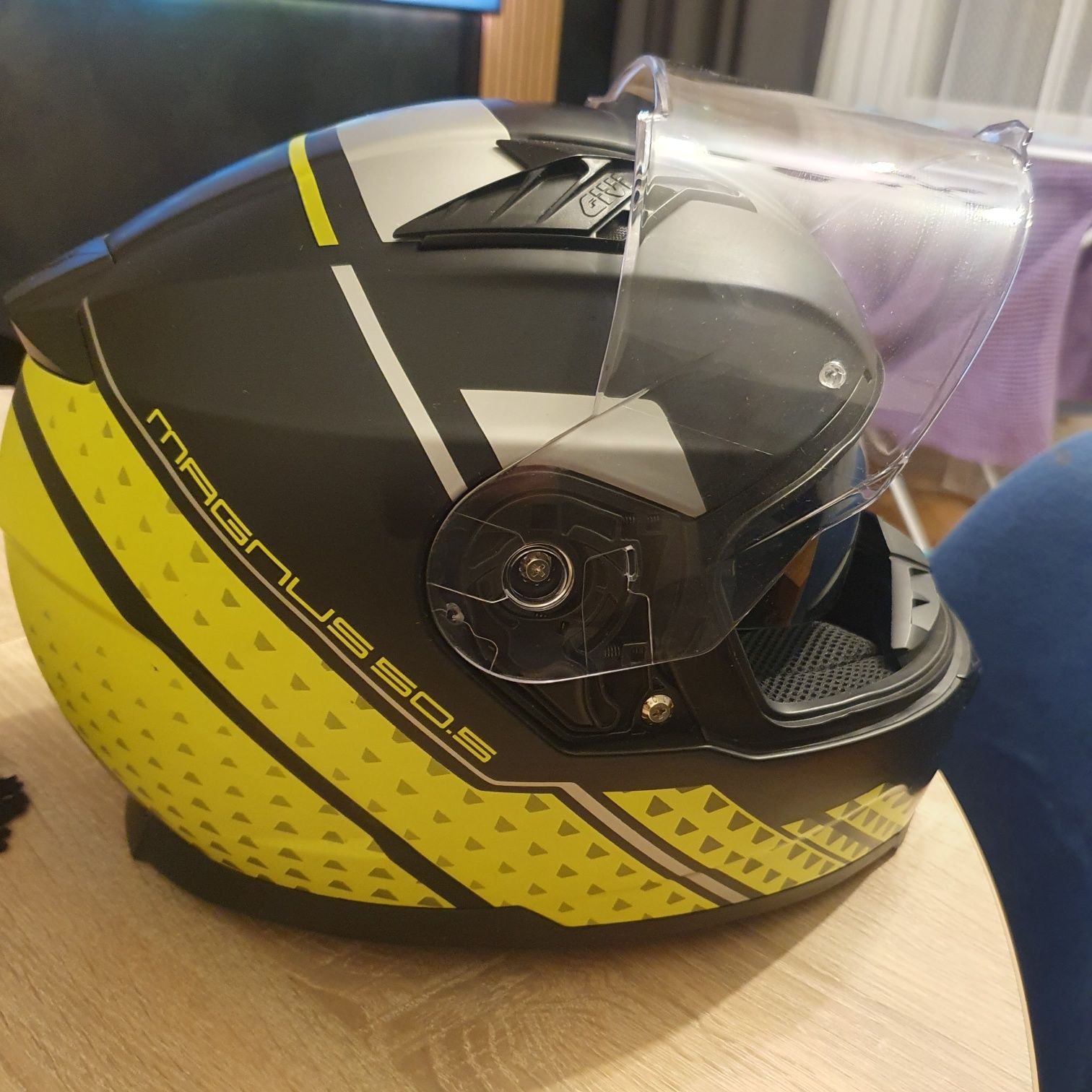 Kask motocyklowy Givi roz.L