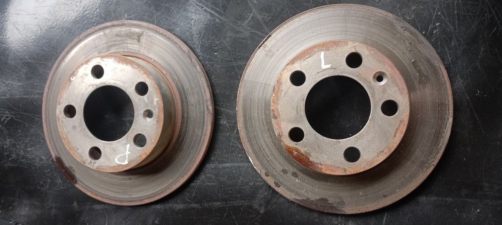 Tarcze hamulcowe audi a3 golf 4 seat Leon 1 toledo 2