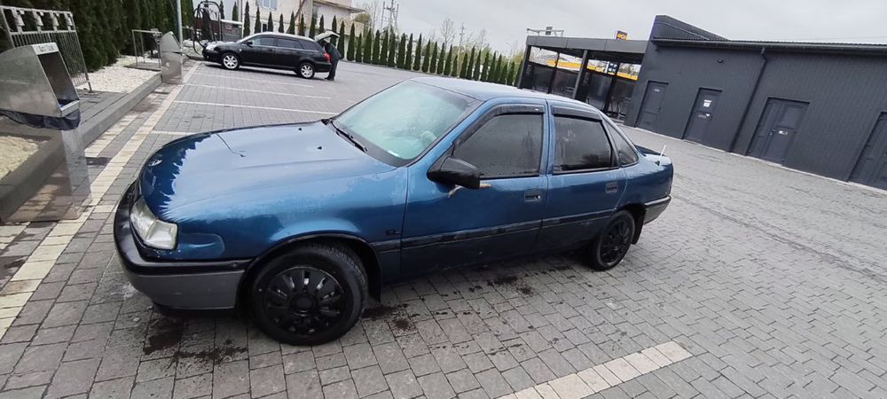 Продам опель вектра а  1990