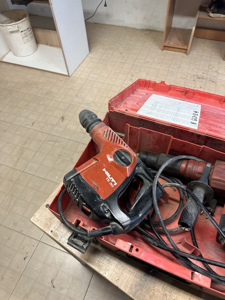 HILTI TE 705 Młot i TE 30