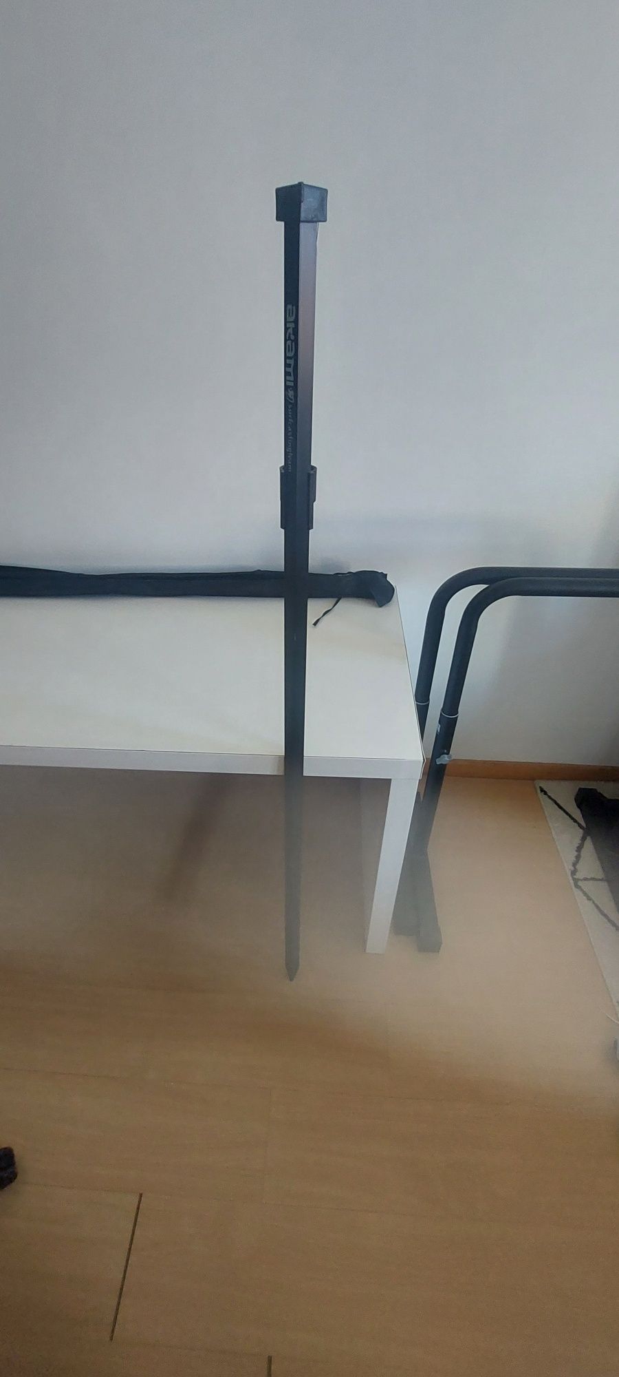 Suporte em alumínio para cana de pesca surfcasting