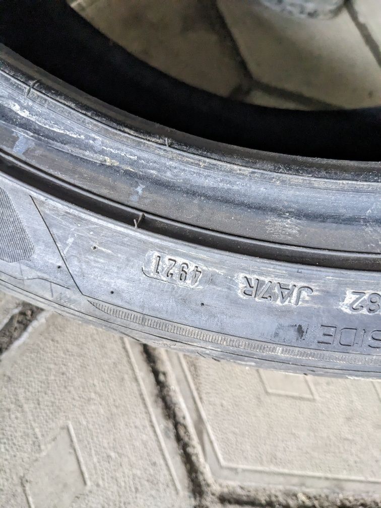 225/45R19 GoodYear 2021рік