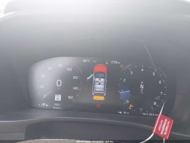 Volvo XC40 T5 Momentum / T5 R-Design 2019