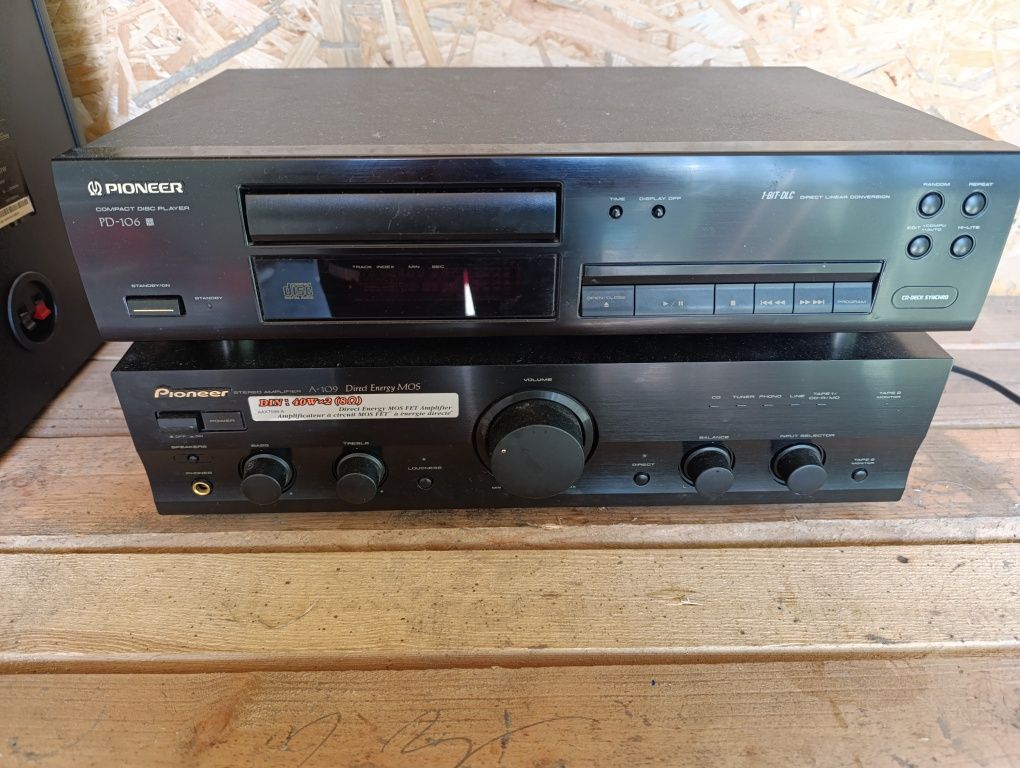 Pioneer CD amplituner