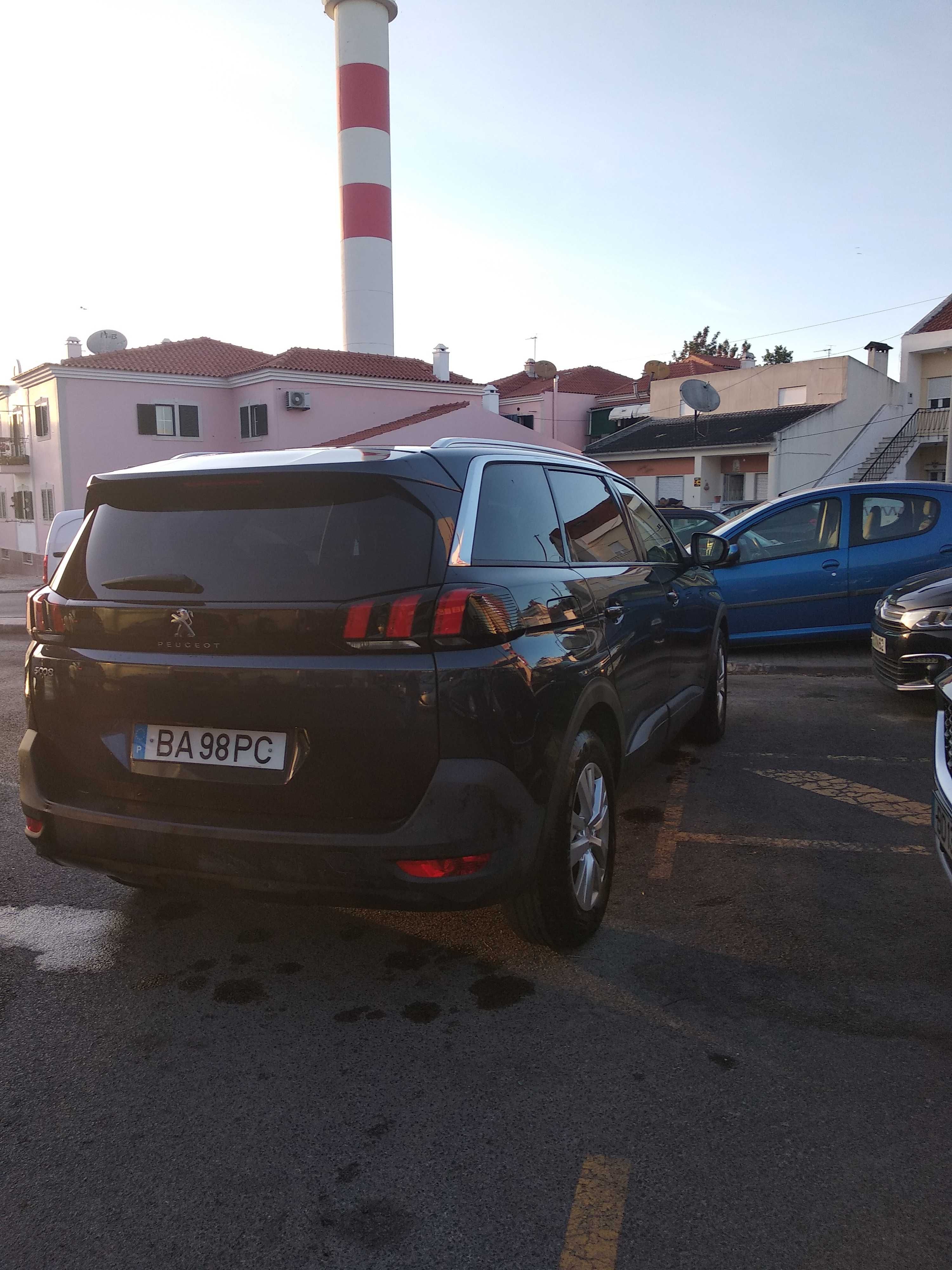 Vendo Carrinha Peugeot 5008 em optimo estado,Negociavel