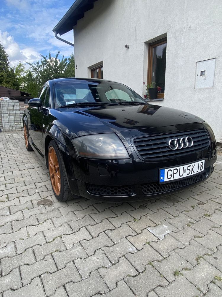 Zadbana audi TT 8n, 225km