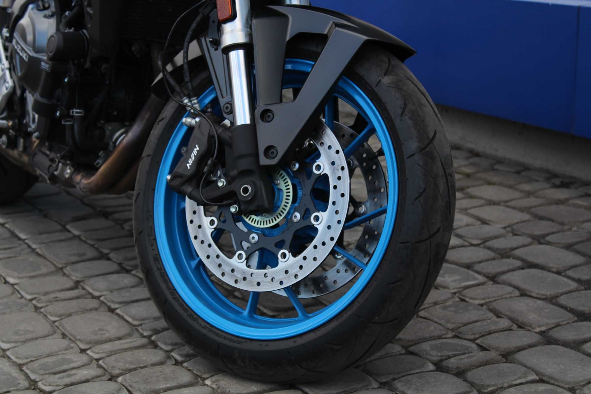 Мотоцикл Suzuki GSX-8S 2023