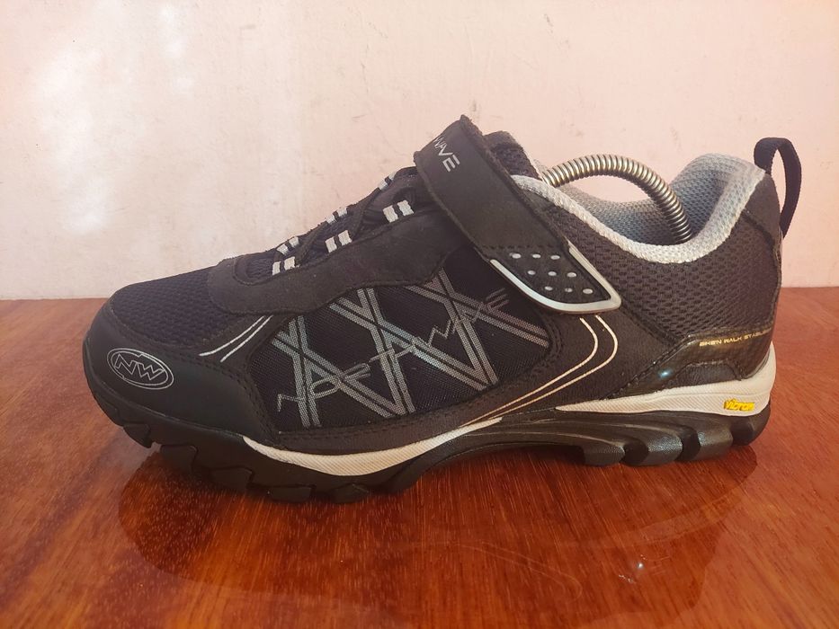 Велотуфлі трекінгові фірми Northwave MISSION black simano оригінал 

Р