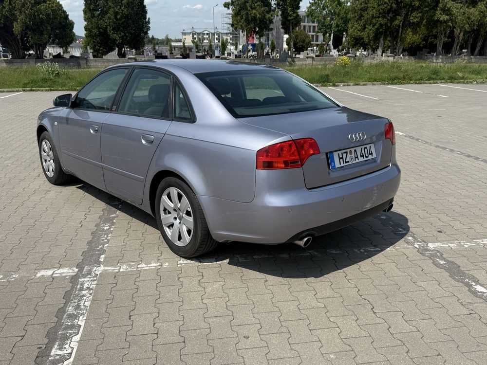 Audi A4 b7 1.8t sedan Xenon webasto PDC ()