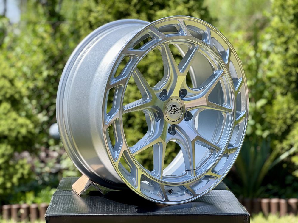 Nowe Felgi 19 cali Forzza Saturn 5x112 19x8.5 ET45 A3 Golf Leon CLA
