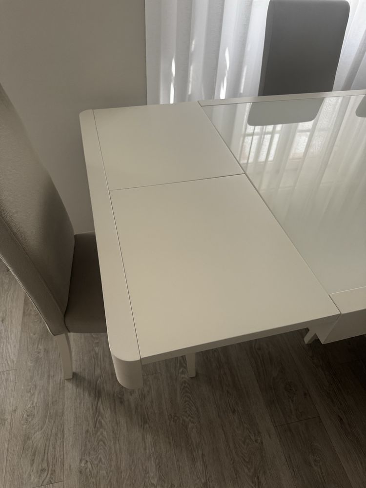 Mesa de Jantar extensivel