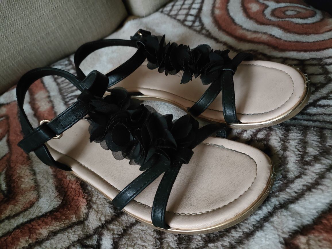 Sandały dziewczęce dziecięce czarne rozmiar 35 - Smyk