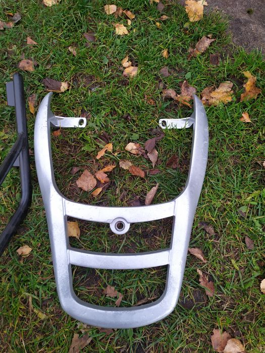 Про́дам багажник кінлон 150.