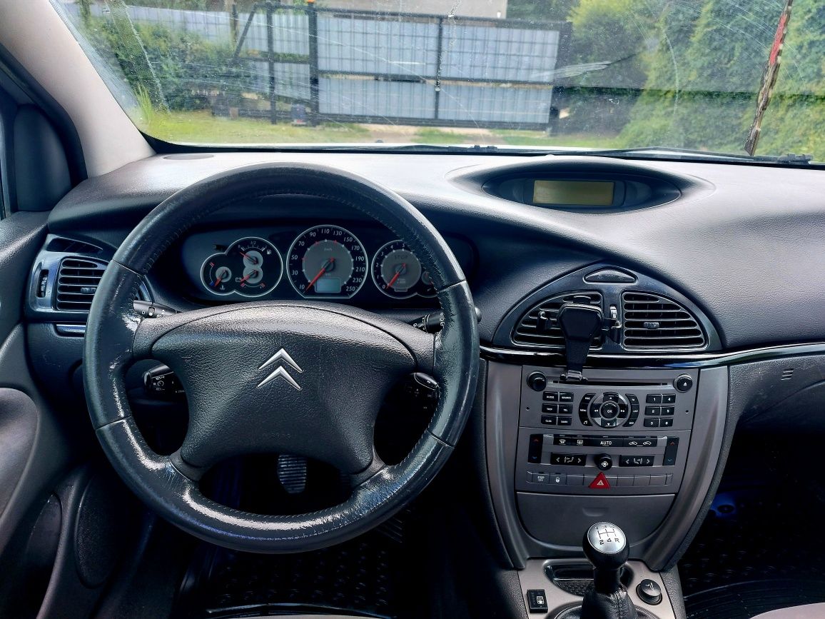 Citroen C5 sedan 1.8 16V + LPG