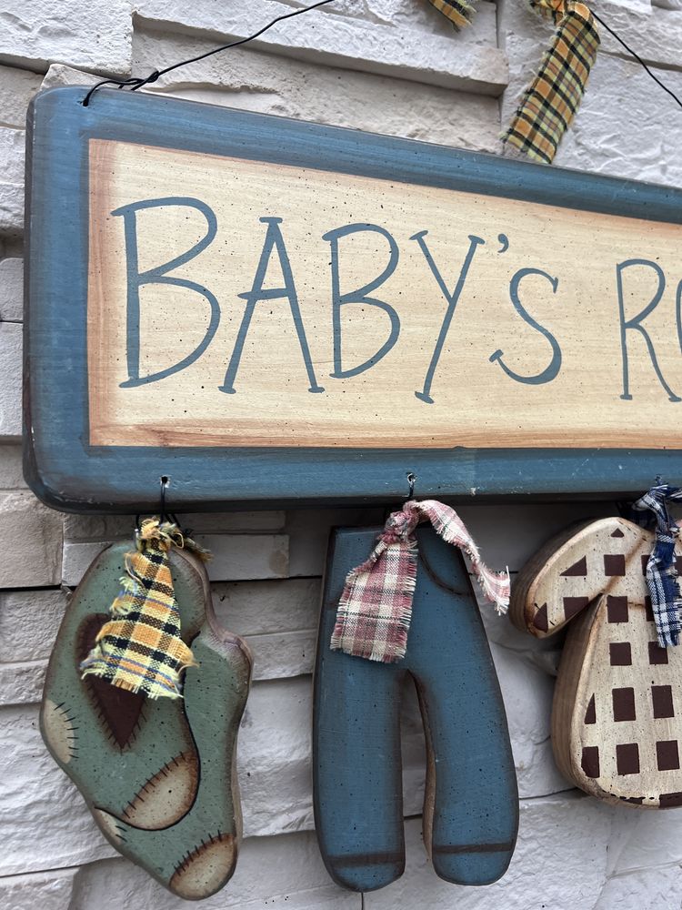 Napis BABY’S ROOM z drewna vintage boho zawieszka wieszak