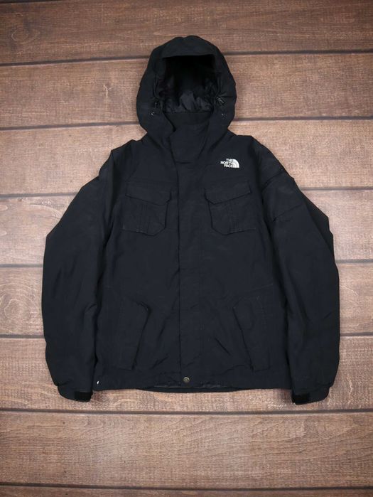 TNF The Norh Face czarna kurtka puchowa ocieplana rozpinana z kapturem