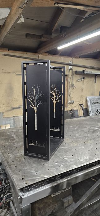 Stojak na drewno kominkowe cnc