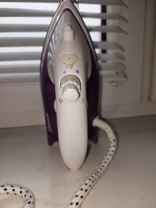 Дорожний компактний утюг Scarlett SC 335S 800W