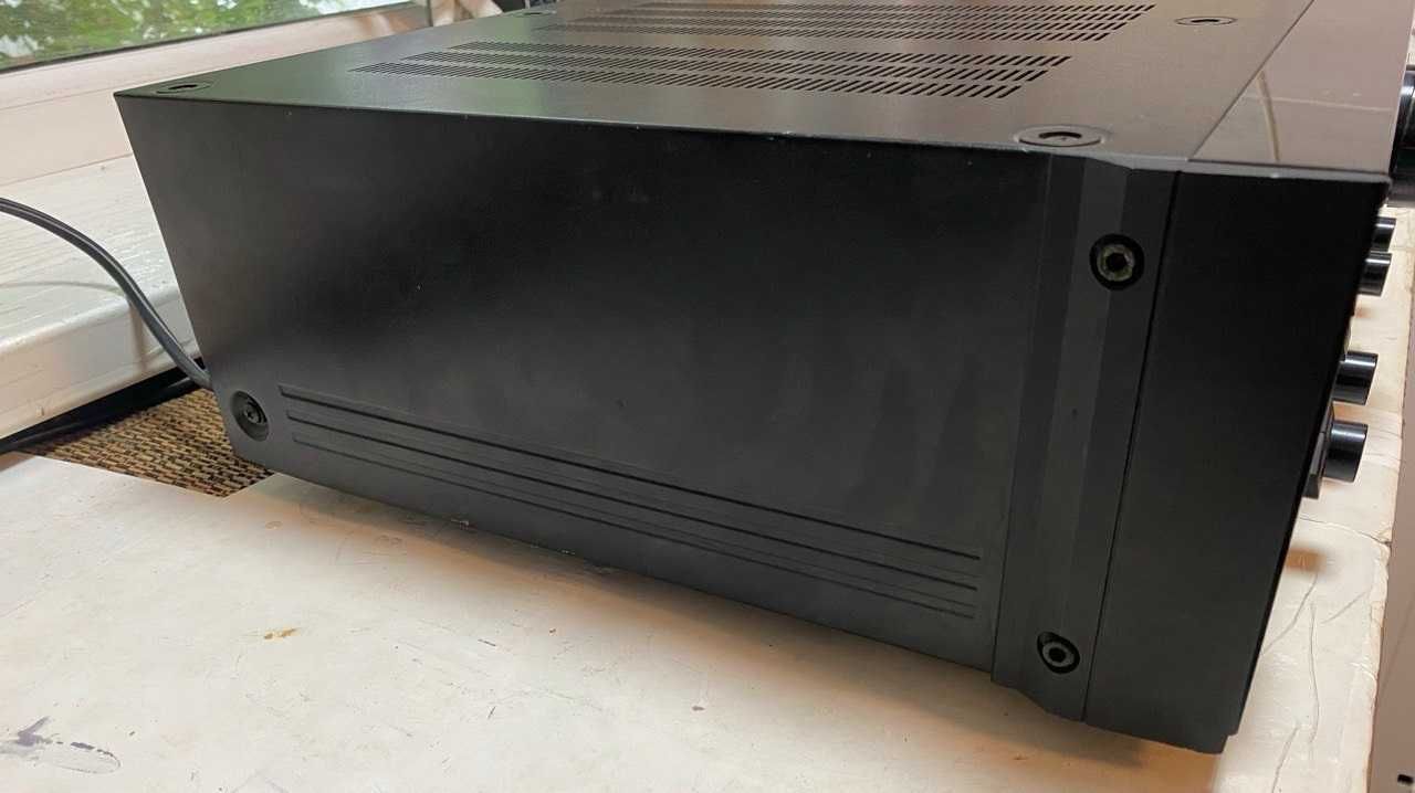 Sansui AU-a607 підсилювач