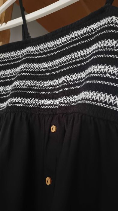 Długa czarna sukienka z białym wzorem - 100% bawełna