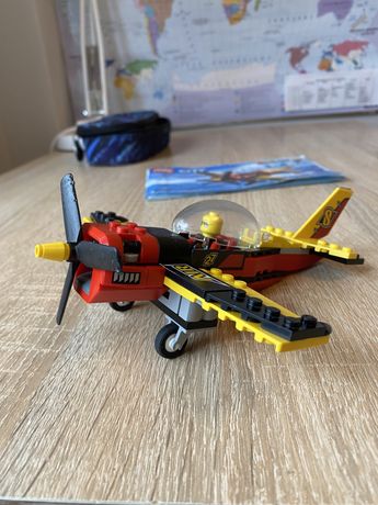 Klocki LEGO City Samolot wyścigowy 60144