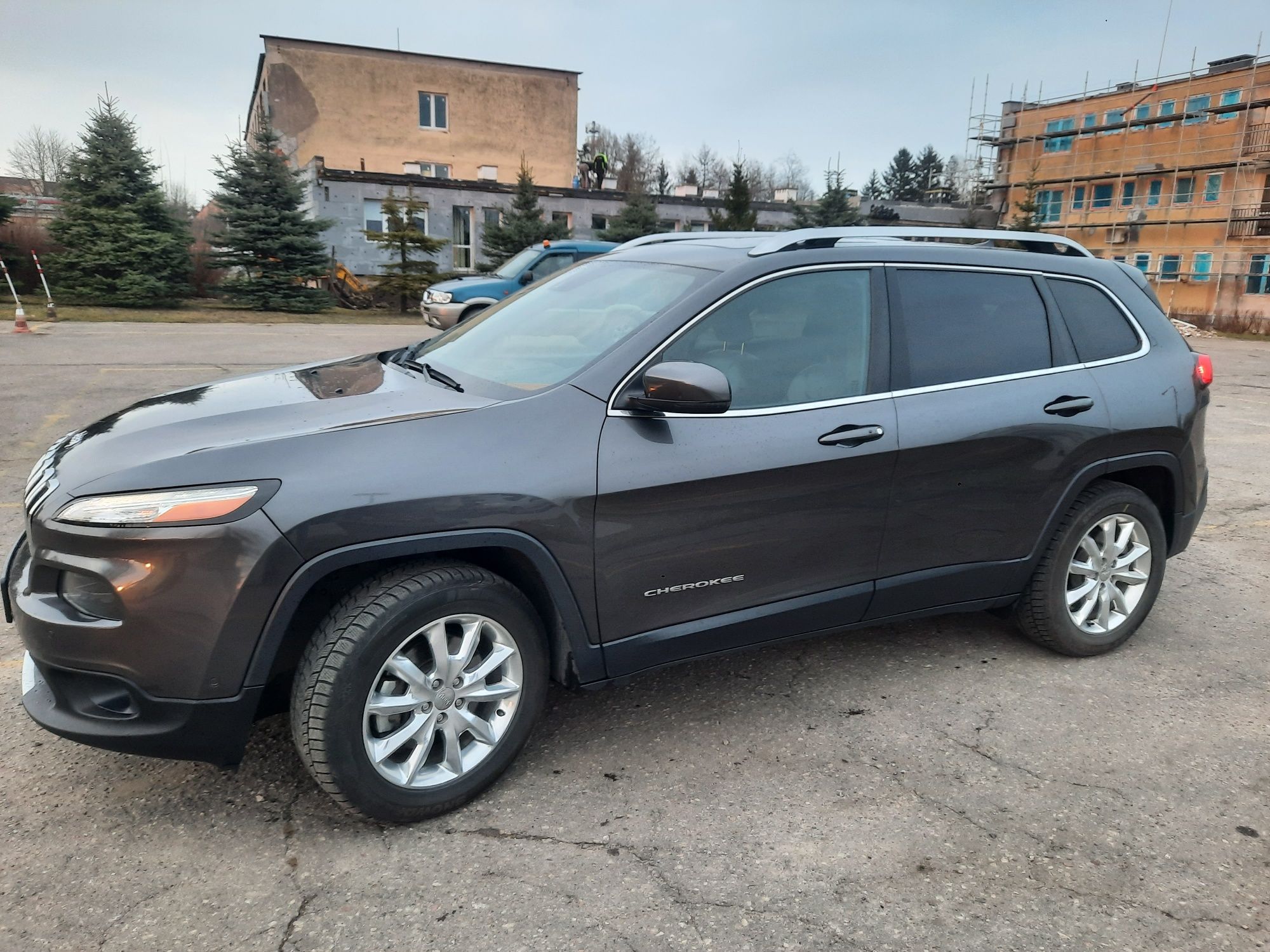 Jeep Cherokee KL Limited 3,2 gaz