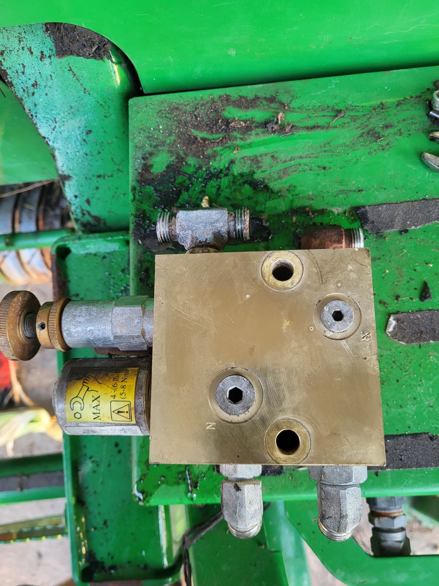 Sterowniki prasy belownicy john deere