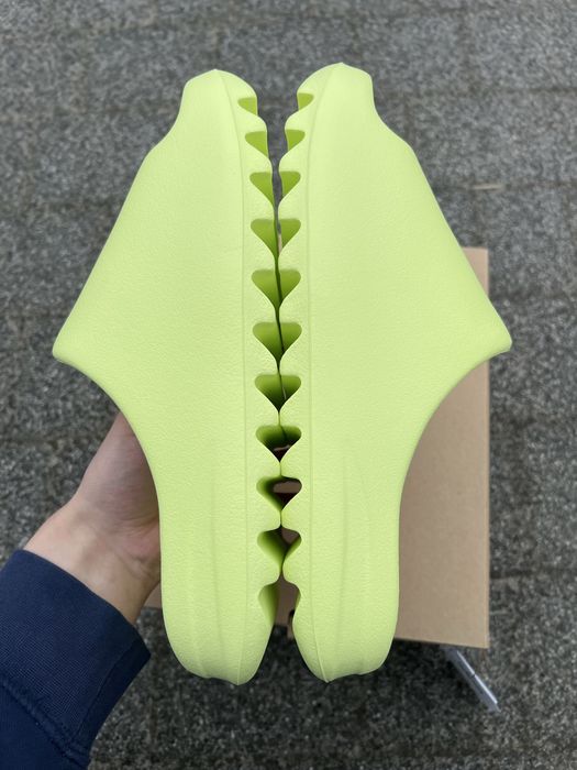 Adidas Yeezy Slide Green Glow klapki limonkowe zielone 44.5
