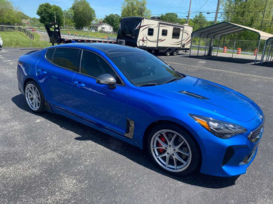 Kia Stinger GT2      2020