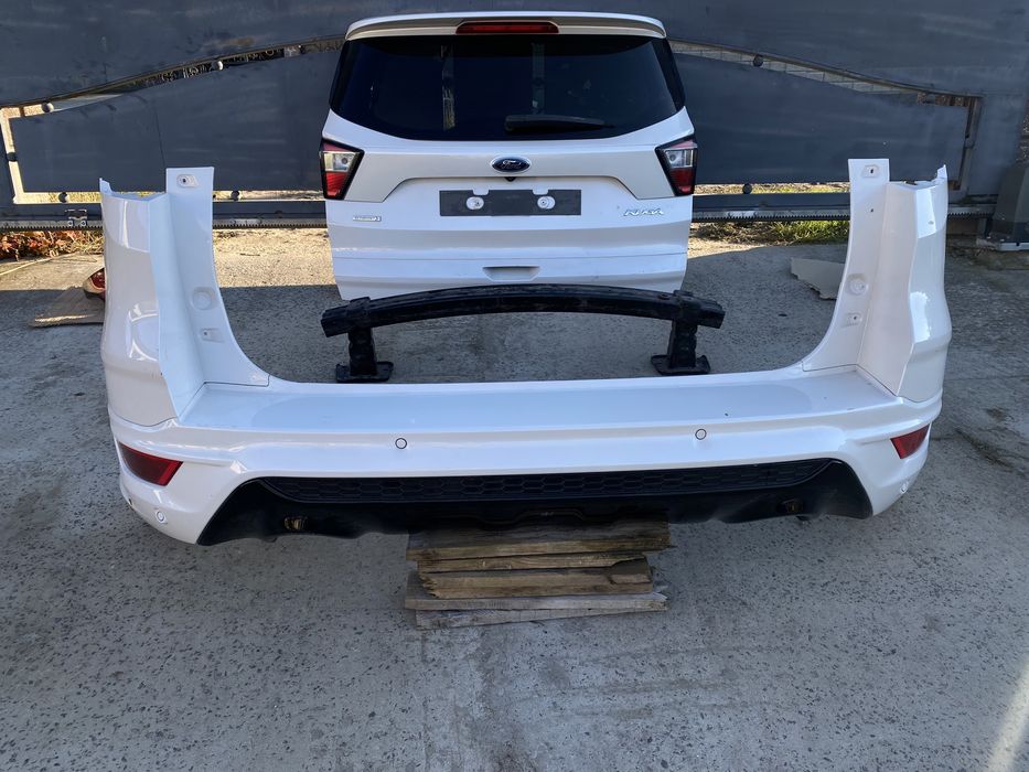 Ford Kuga | Escape mk2 2013 - 2018 кришка багажника, бампер, фанарі
