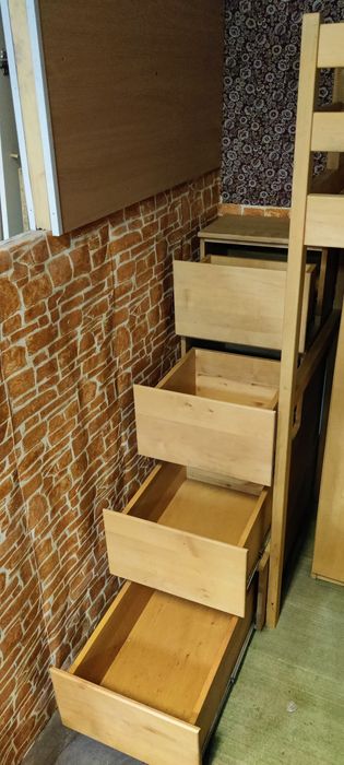 Деревянный комплекс в детскую