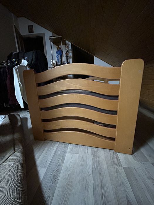 Односпальне ліжко