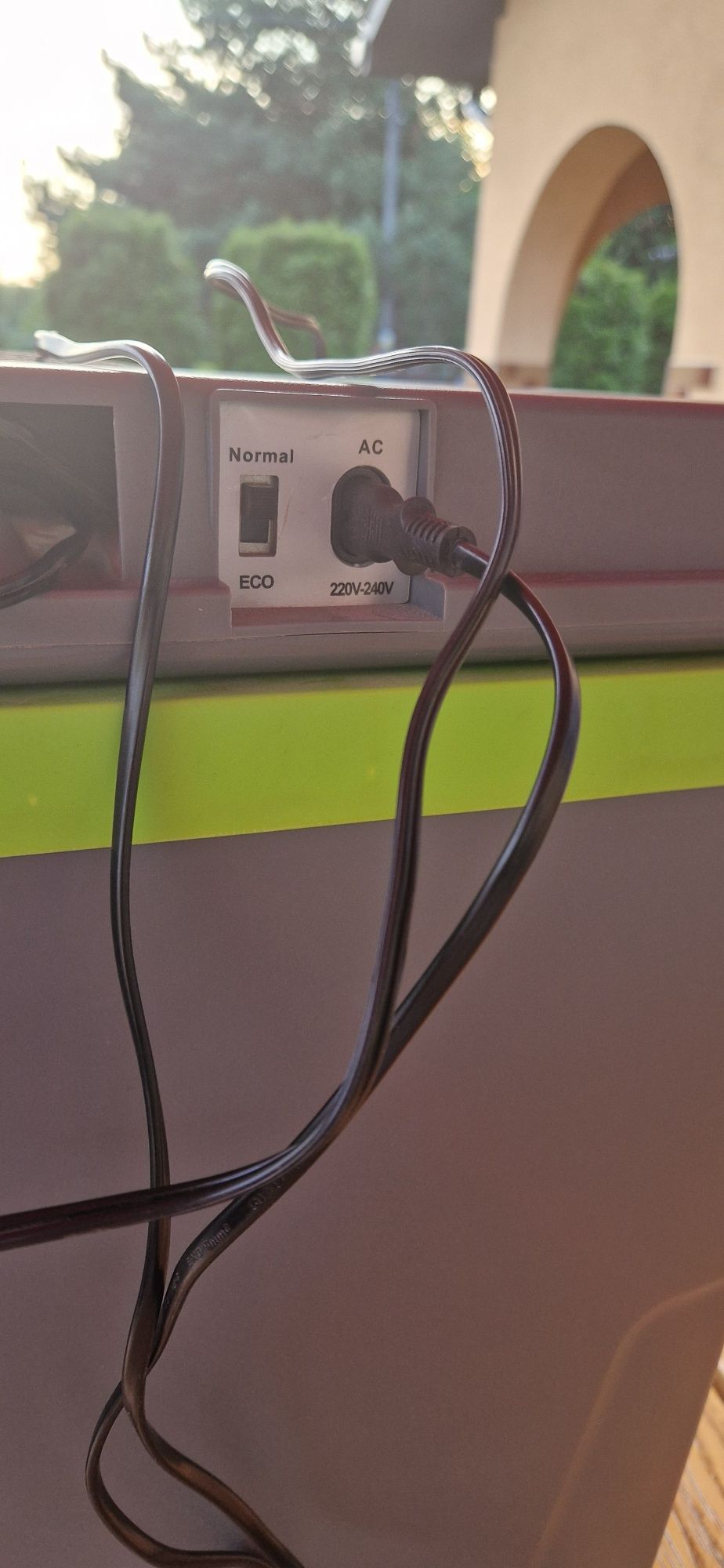 Lodówka turystyczna 230V/12V