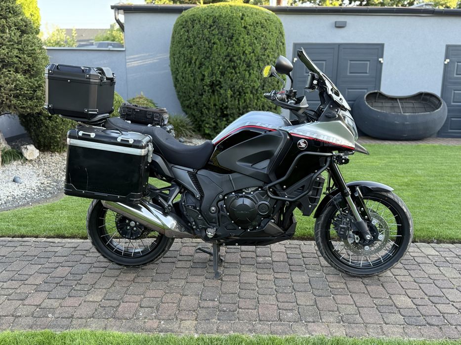 Honda VFR 1200x Crosstourer z 2015r Niemcy full kufry