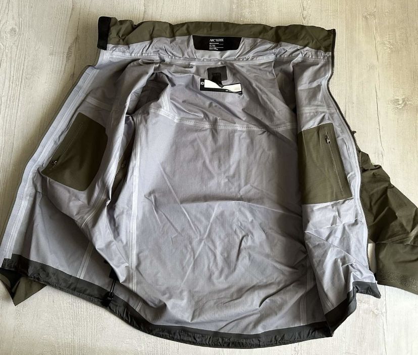 Куртка Arcteryx Leaf Alpha Jacket Mens