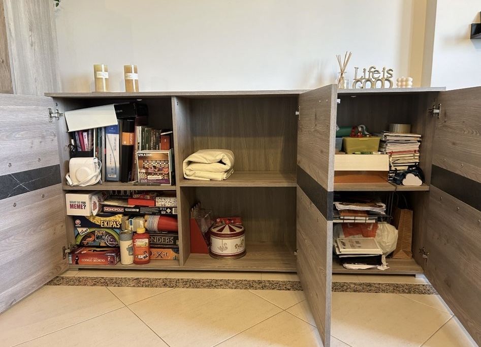 Conjunto de móveis da sala.