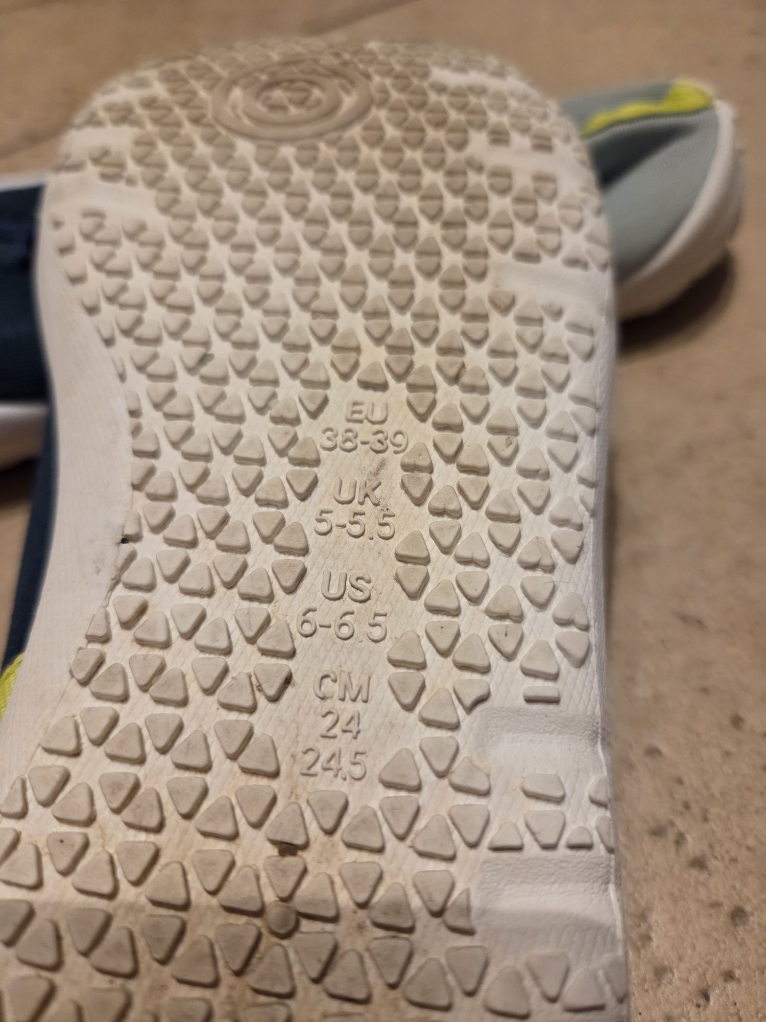 Buty do kąpieli SUEBA Decathlon