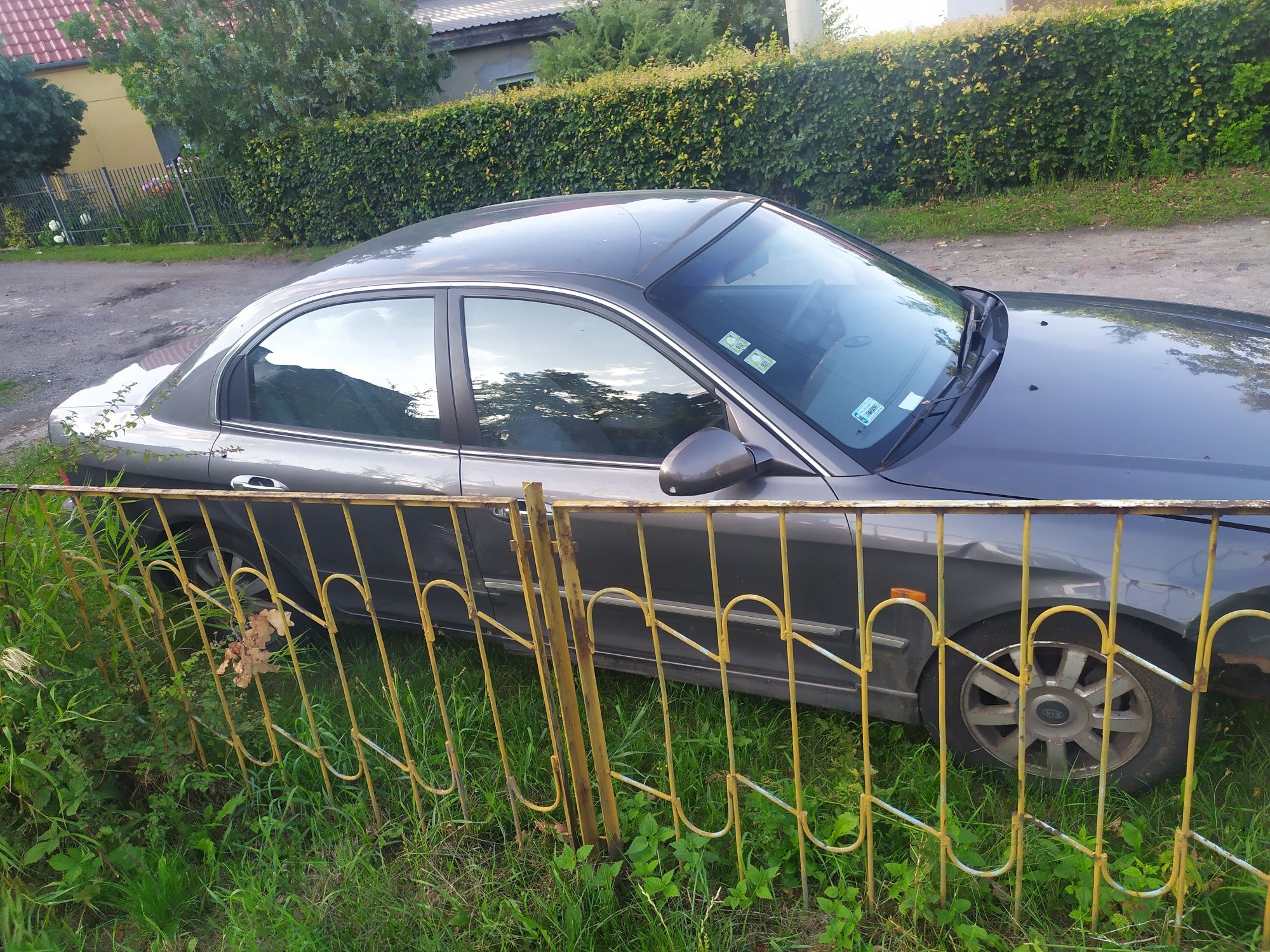Kia Magentis I 2.0B  136 kM 2002 r. uszkodzona