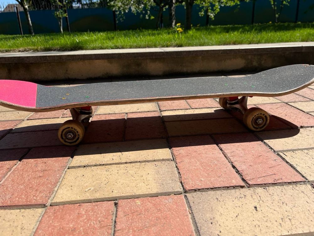 Прдам скейт skate