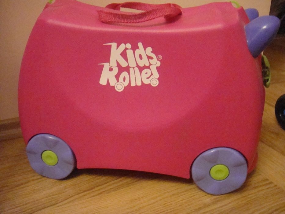 Дитяча валіза на колесах Kids Rollers