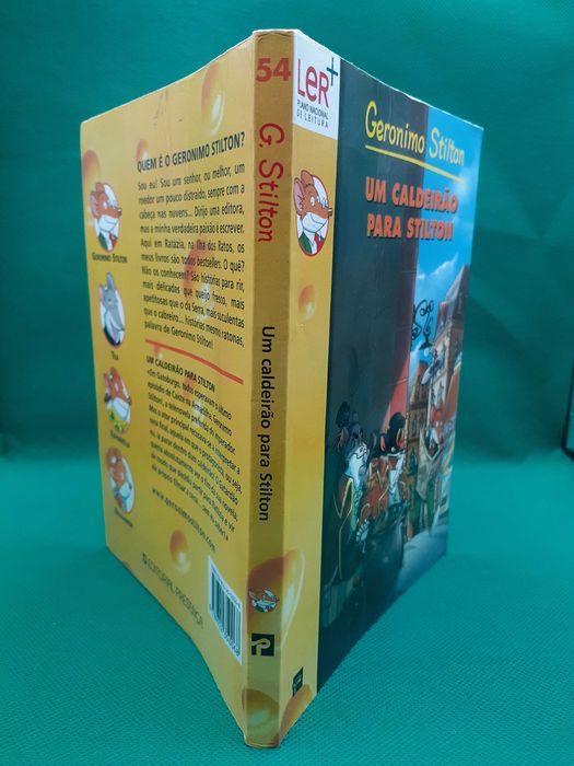 Livro - REF PINF - Geronimo Stilton - Um Caldeirão Para Stilton