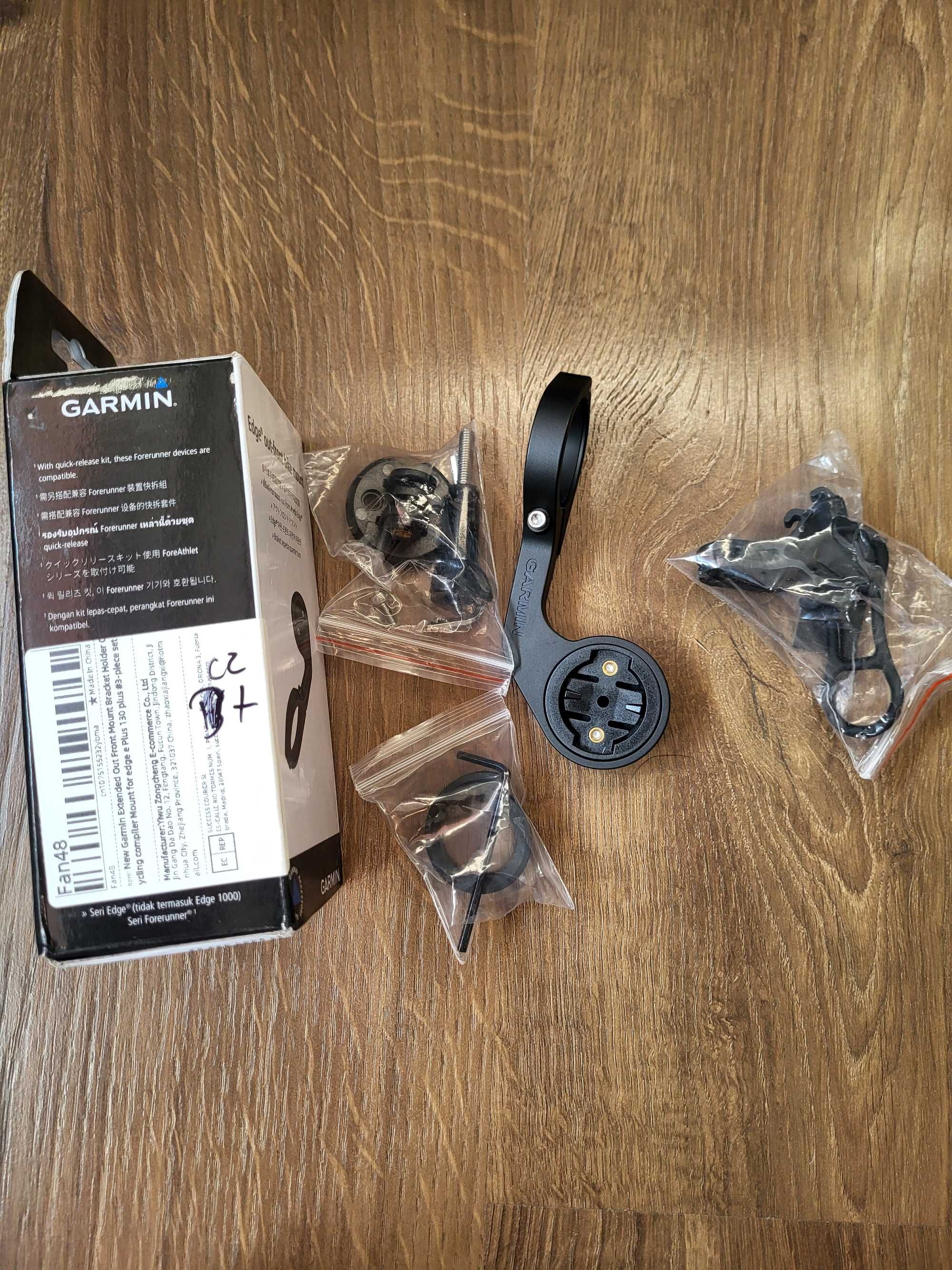 Uchwyt rowerowy marki Garmin na kierownicę pod licznik + uchwyt GoPro