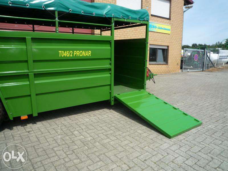 Przyczepa do przewozu zwierząt PRONAR T046/2 8,5 t