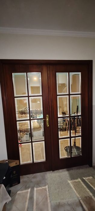 Portas madeira com vidro
