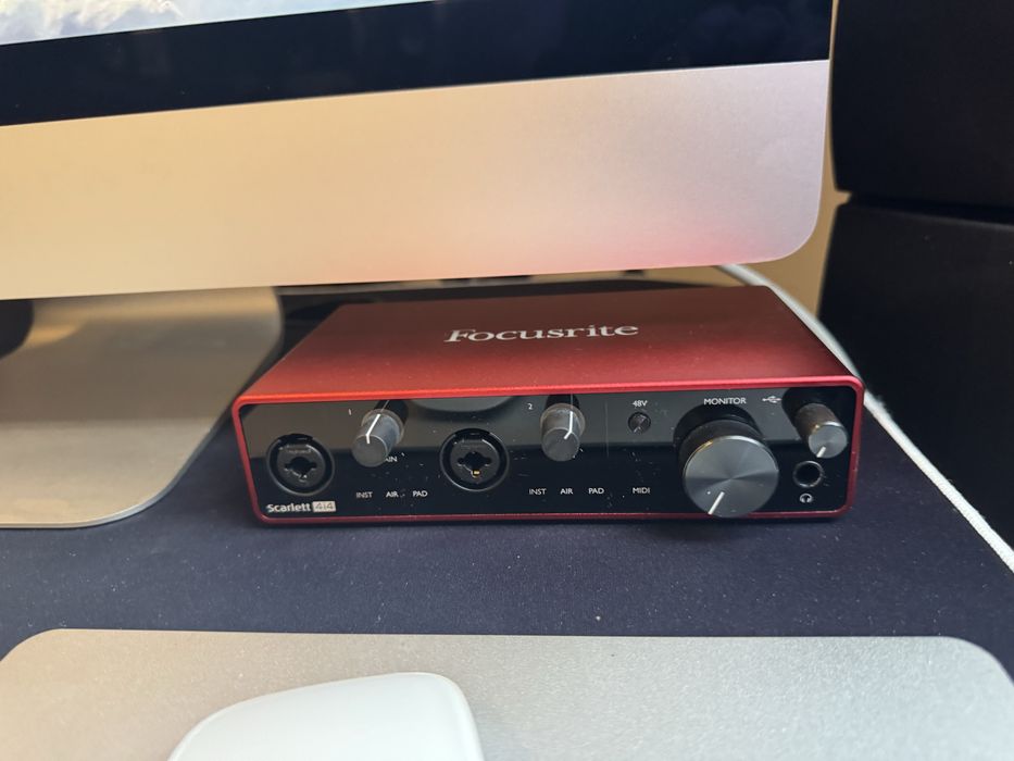Interface Focustrite scarllet 4i4