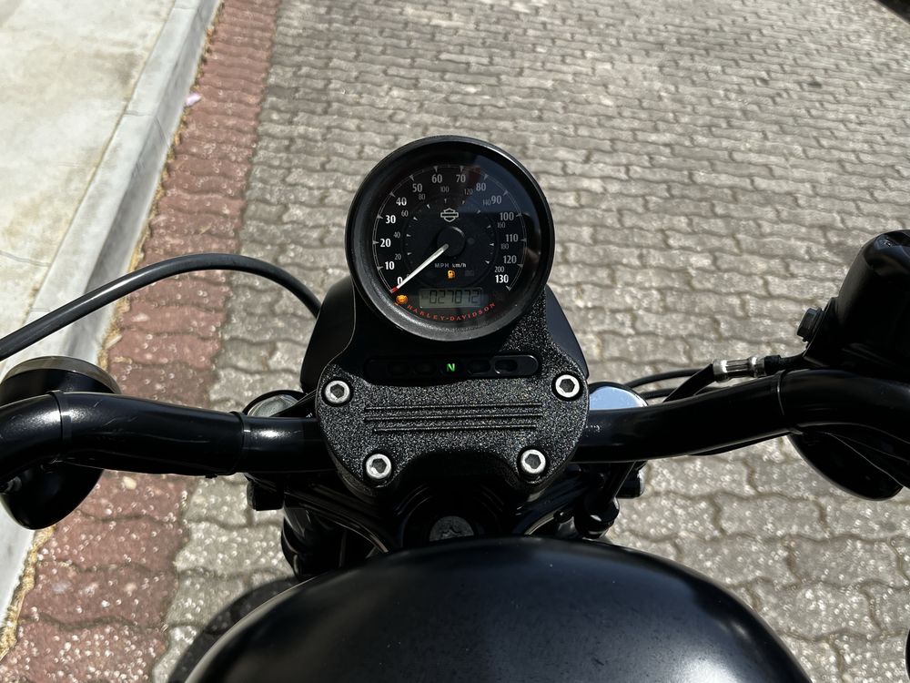 Harley Davidson 883 Iron